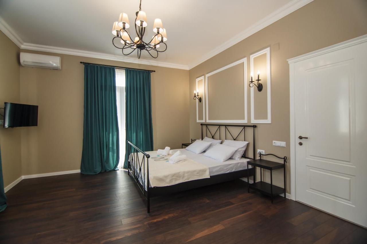#Home-11 Batumi Eksteriør billede