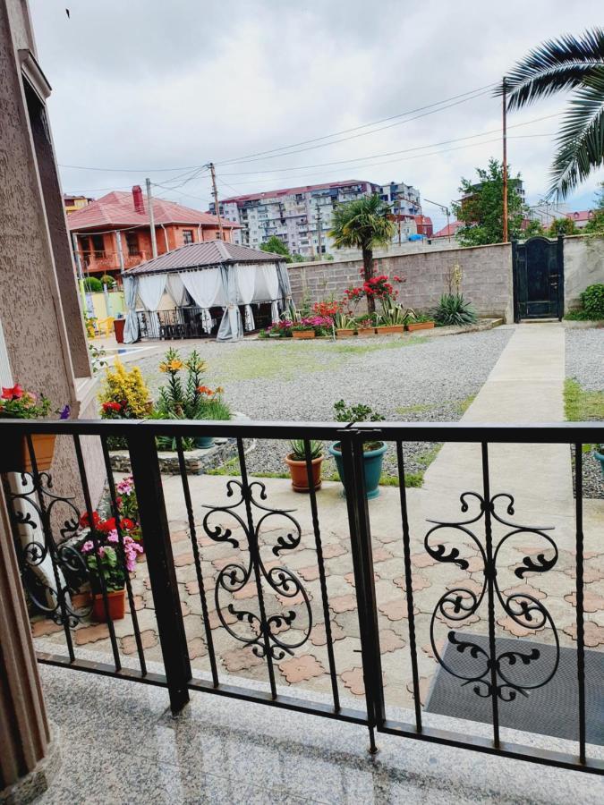 #Home-11 Batumi Eksteriør billede